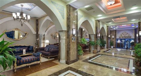 kuru hotels